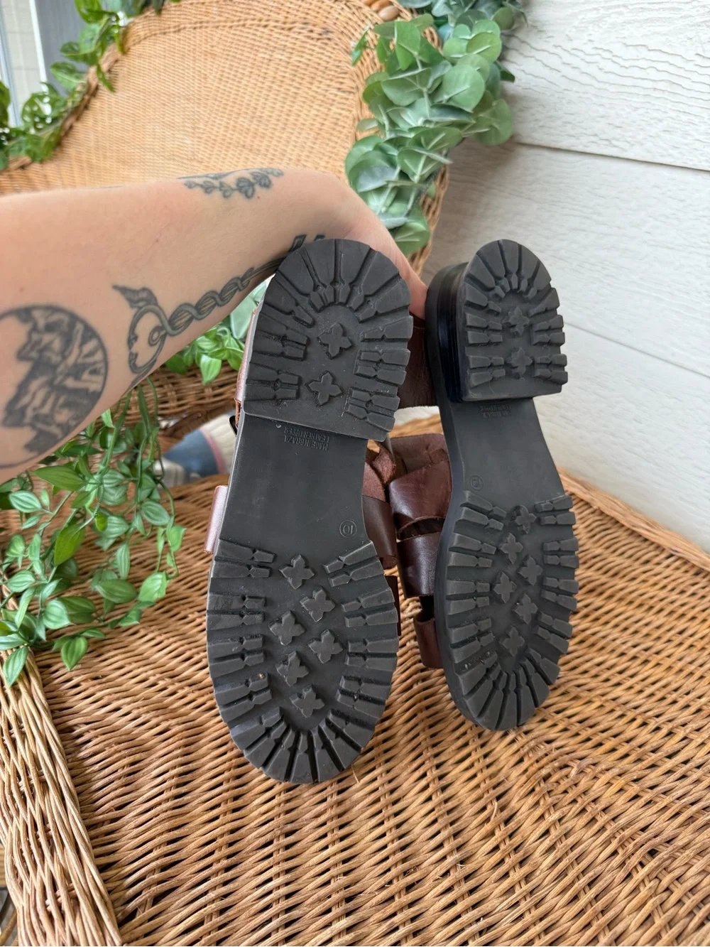 Mobility Leather Sandals - Dawn Brown - Women’s Size 10 - Heel